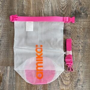 * NWOT* Amika | PVC Resin blend Tote Bag